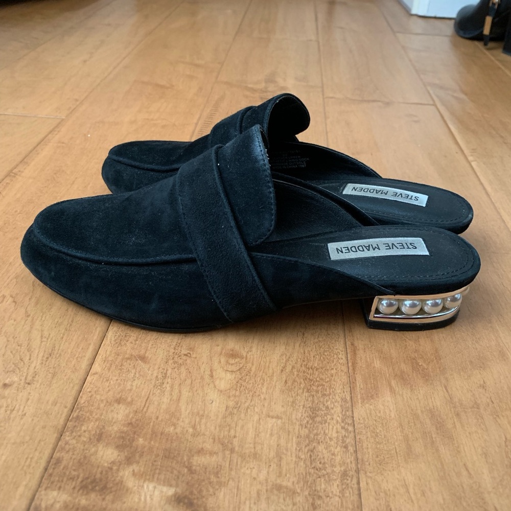 Steve Madden Faux Suede Slides